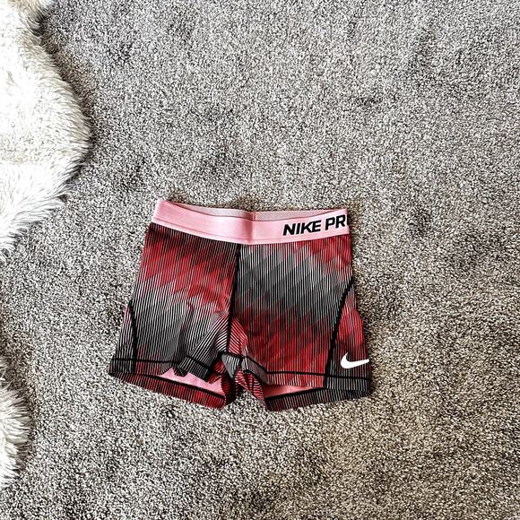 Nike Pro Shorts Size Small - Picture 1 of 4